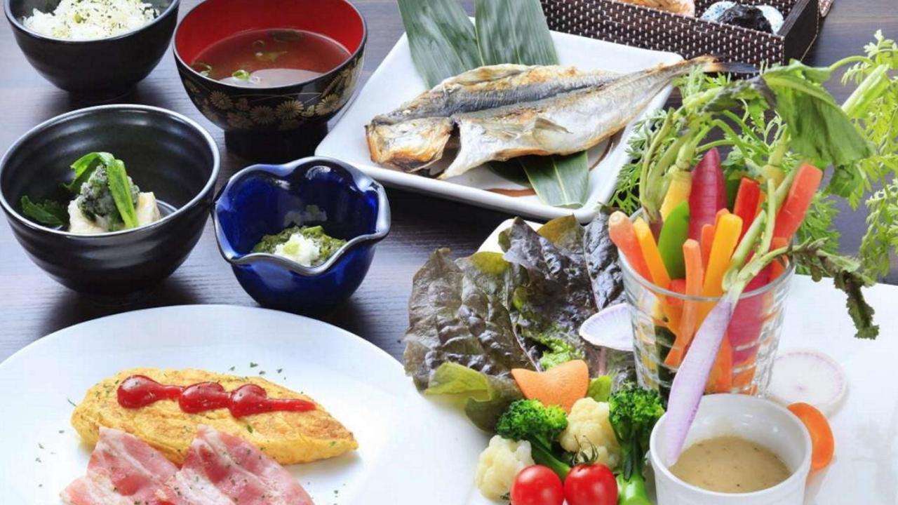 Izu Ippeki Lake Lakeside Terrace Ito  Exterior photo